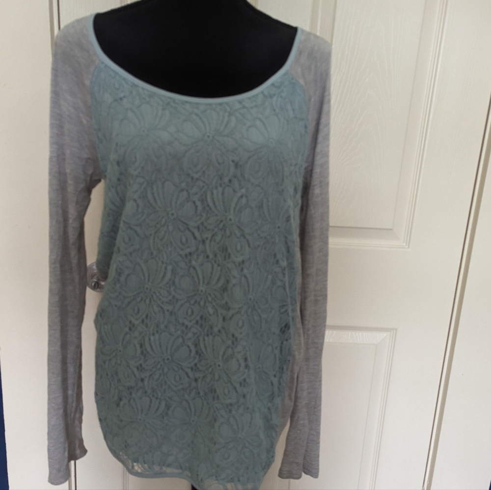 Long sleeve shirt